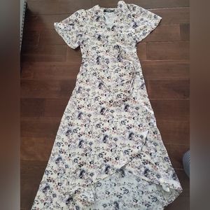 Missguided Wrap Dress size 4 women's  blue and pale lavender flowers